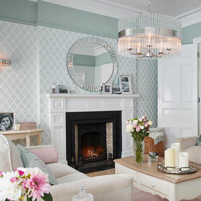 Laura Ashley vol. 1