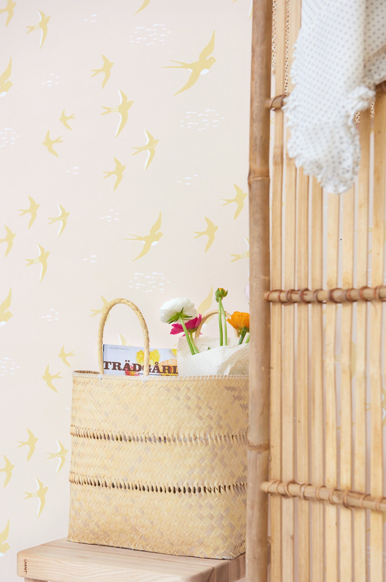 Majvillan - Follow the wind Wish upon your dreams