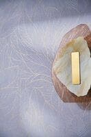 HOSTA LILAS/DORÉ JARDIN FÉLICIA