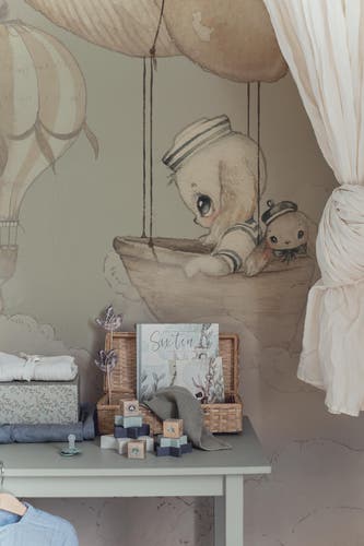 Flying Whale Warm Grey MM-2306