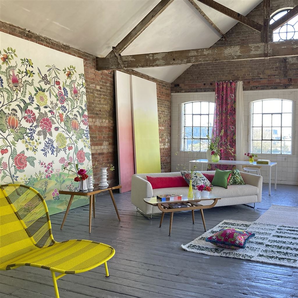 Designers Guild - Brocart Decoratif Scenes And Murals III