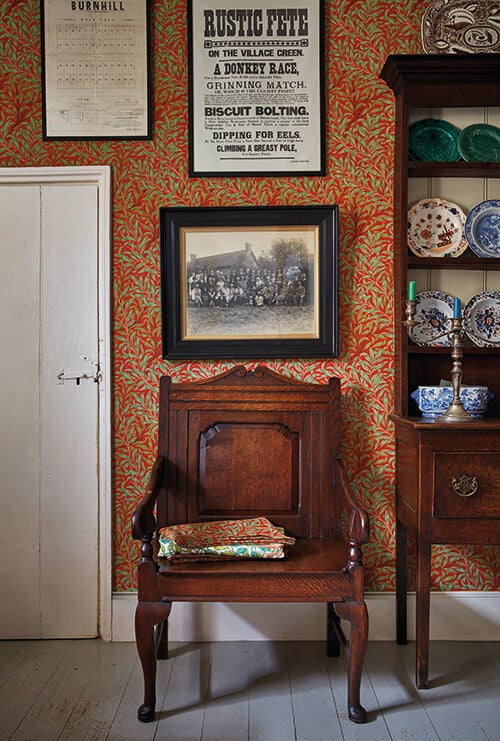 Morris & Co - Willow Boughs Tomato/Oliv Queen Square Wallpapers