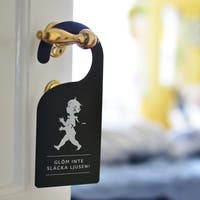 Dörrhängare "Glöm inte släcka ljusen"