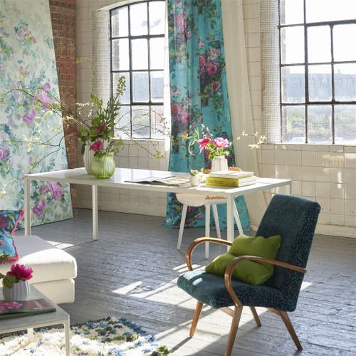 Designers Guild - Bouquet de Roses Scenes And Murals III