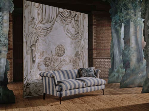 Sanderson - Pygmalion Alabaster Sanderson x Giles Deacon