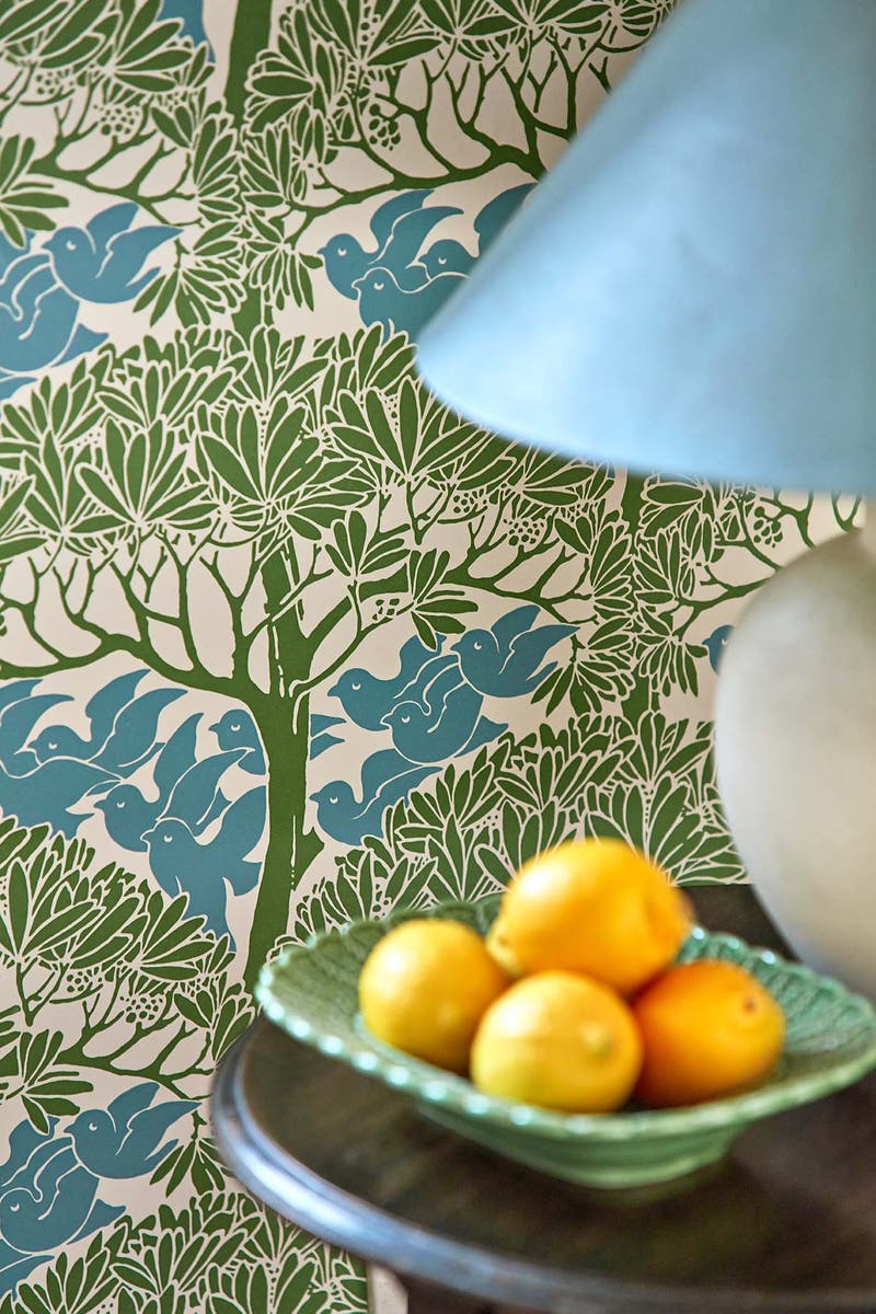 Morris & Co - The Savaric Garden Green Bedford Park Wallpapers