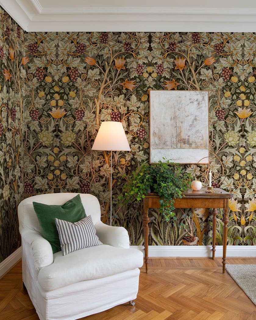 Midbec Tapeter - Vine Embroidery