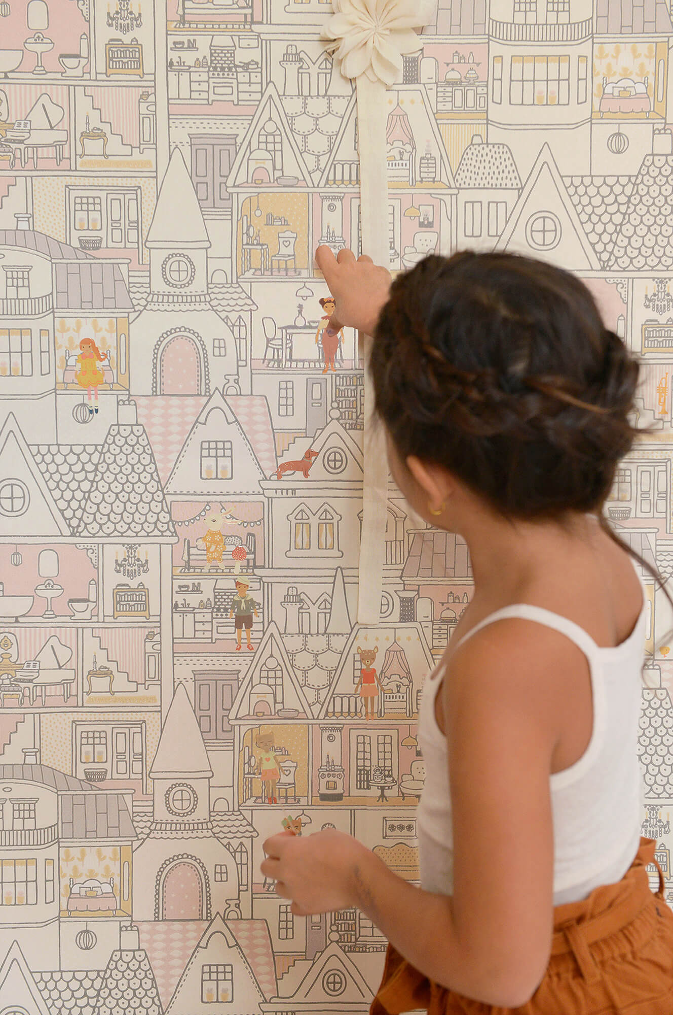 Majvillan - Dollhouse Poetry