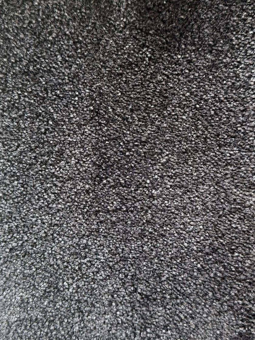 Silky Matta 99 Svart Kjellbergs Textilgolv