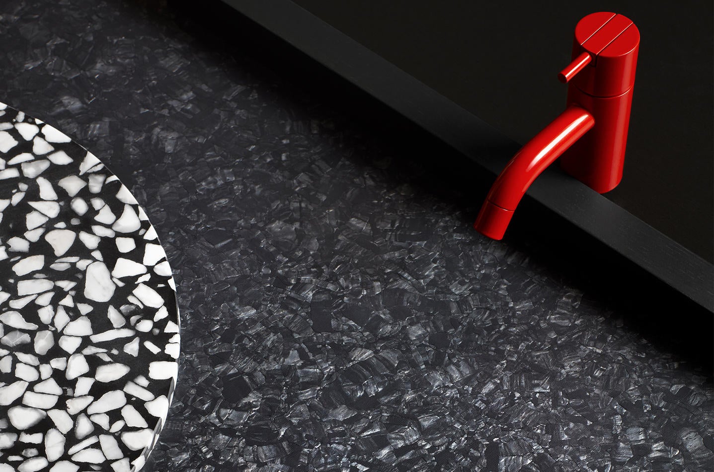 Megalit Black - Våtrumsmatta