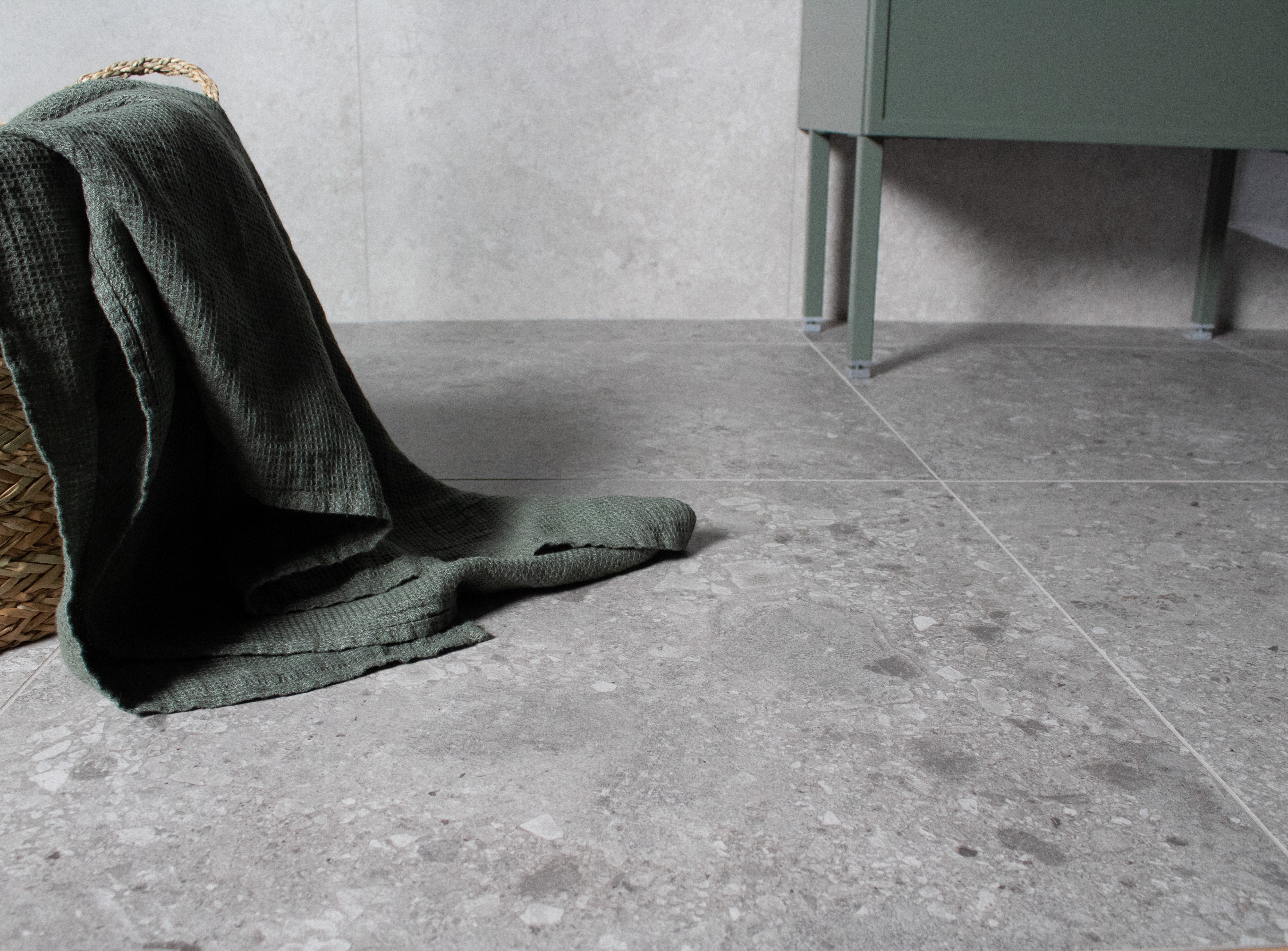 Ceppo di Gré Dark 60x60 såg