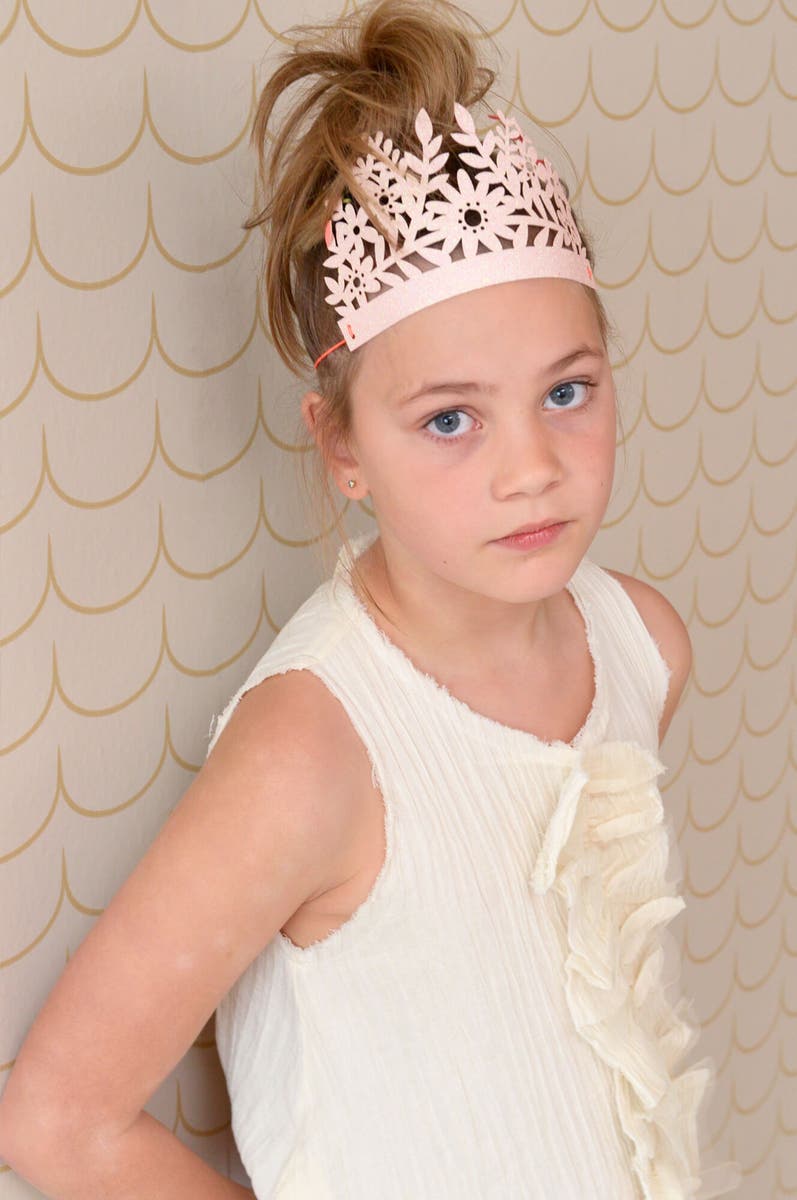 Majvillan - Drop curtain Poetry