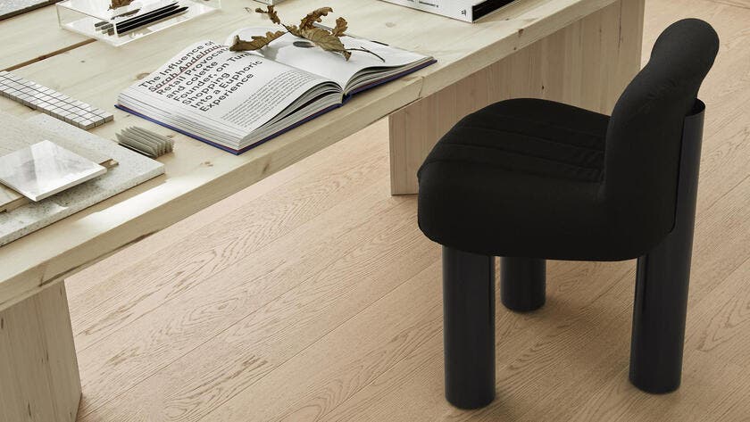 Shade | Ek Cream White Plank XT