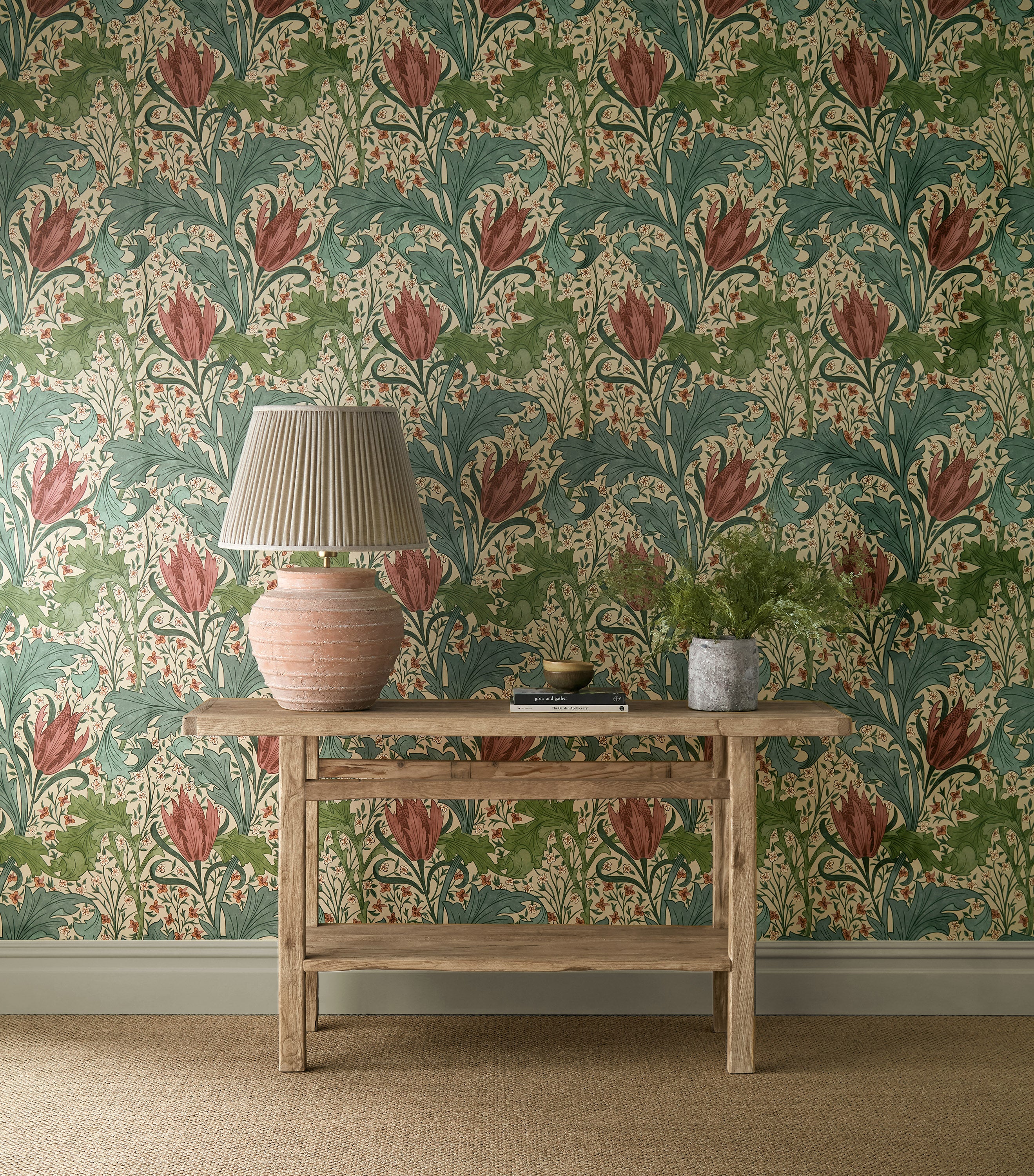 Morris & Co - Lent Lily Plum Bayleaf