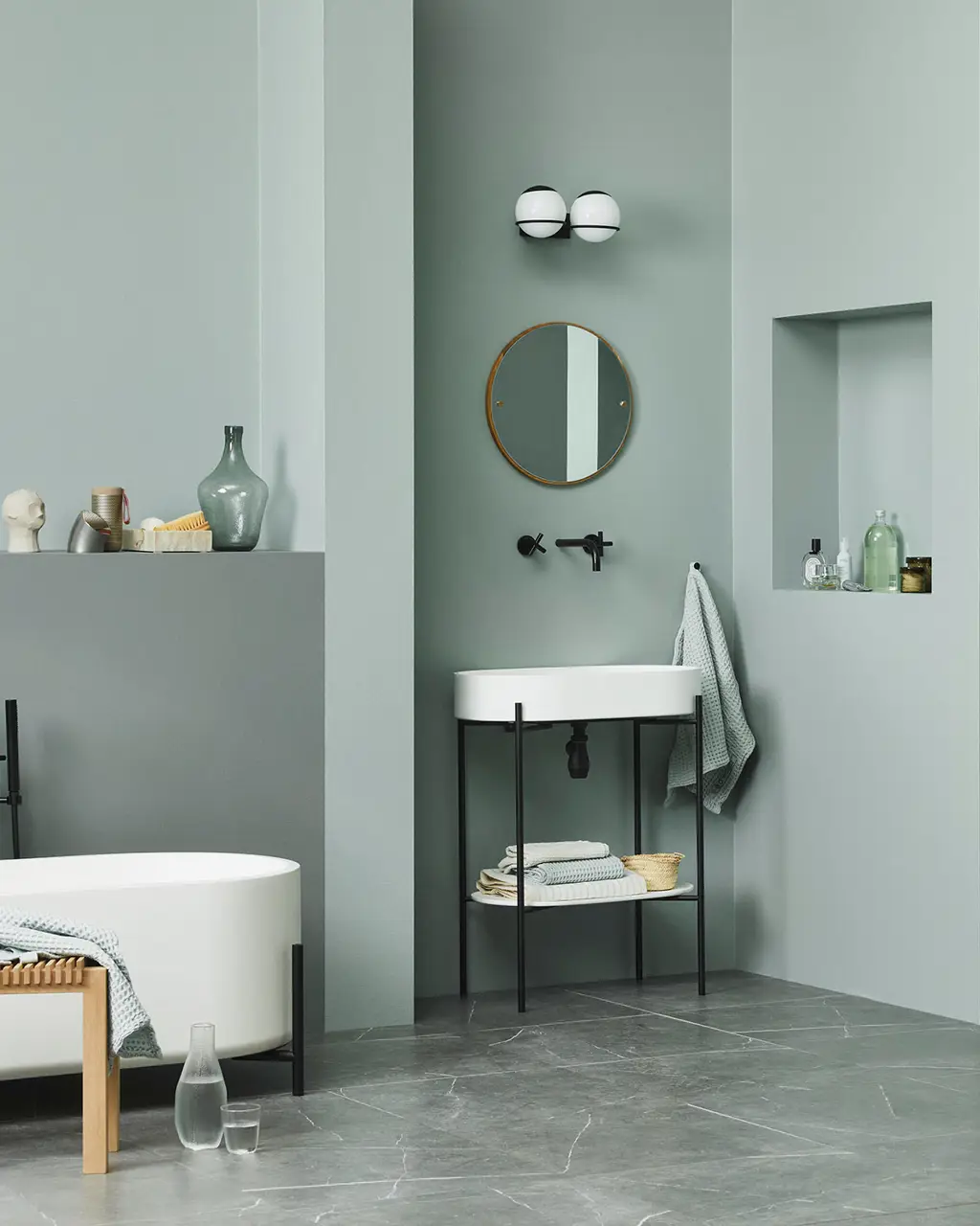 Iconic 6378 - Jotun Lady Pure Color 10L