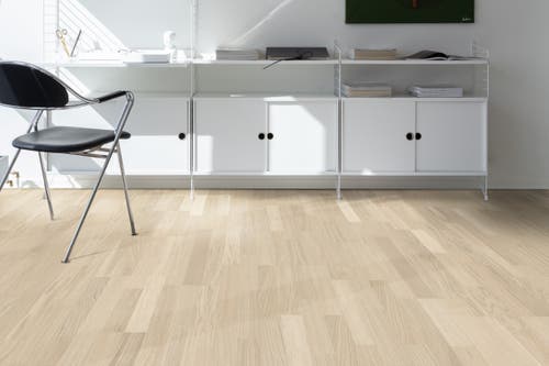 Lightwood Ek Vitlaserad 3-stav