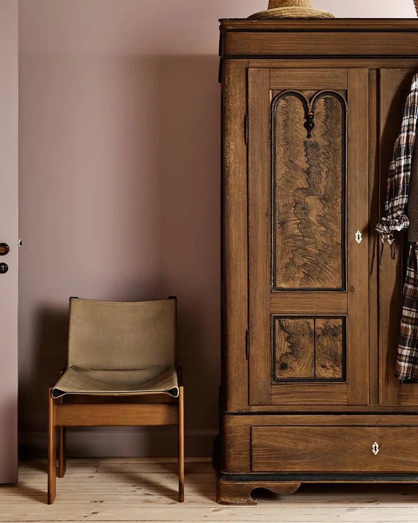 Silky Pink 20054 - Jotun Lady Pure Color 10L