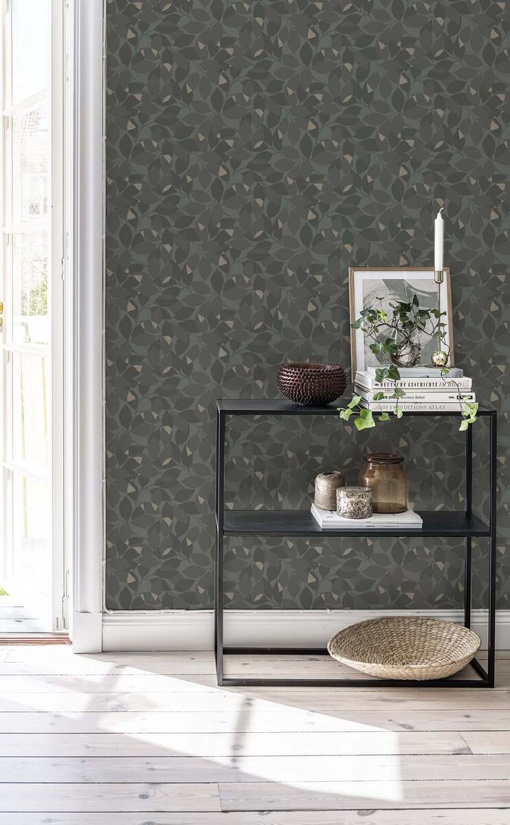 Augusti, Svart Blommor&Blad
