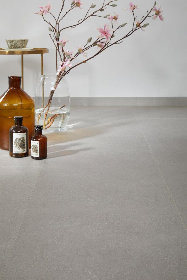 Ustica Ljusgrå 30x60