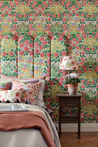 Morris & Co - Campanula Sunburst Bedford Park Wallpapers