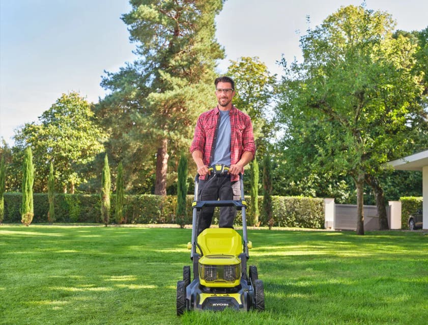Gräsklippare RYOBI RY18LMX46A-250