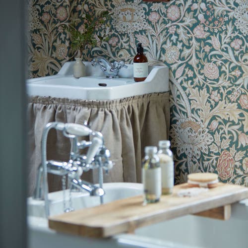 Morris & Co - Trent Teal Emery Walker`s House Wall