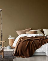 Golden Bronze 10963 - Jotun Lady Pure Color 0.75L