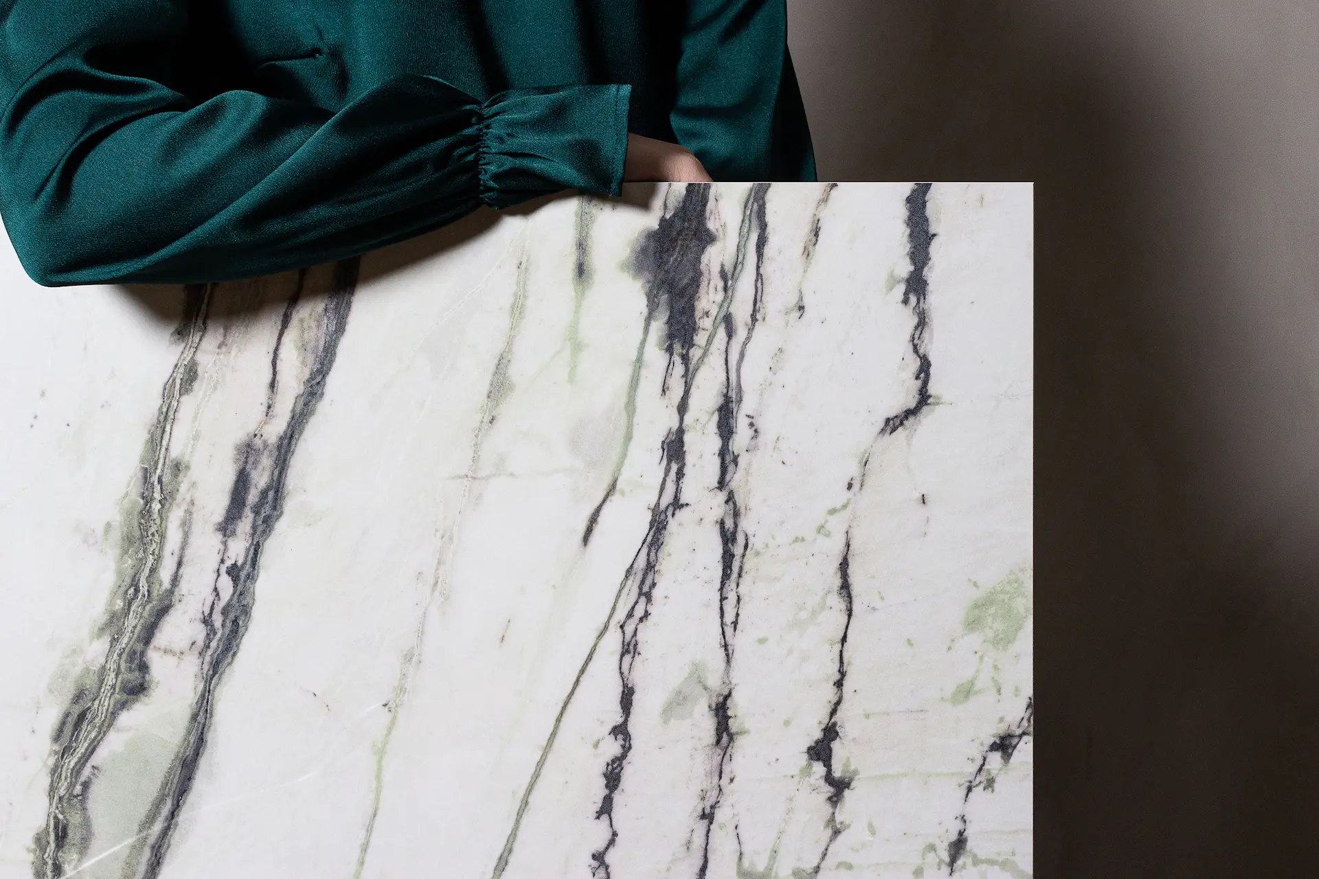 Verde Verde Calacatta Green polerad 60x60 sågad