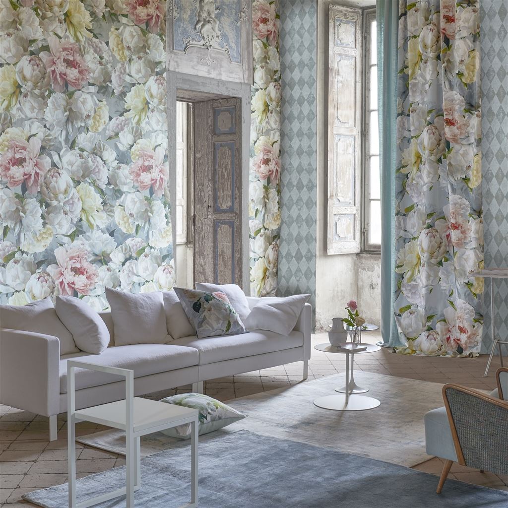 Designers Guild - Peonia Grande - Panel Scenes and Murals