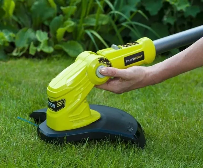Grästrimmer RYOBI One+ RLT183220S