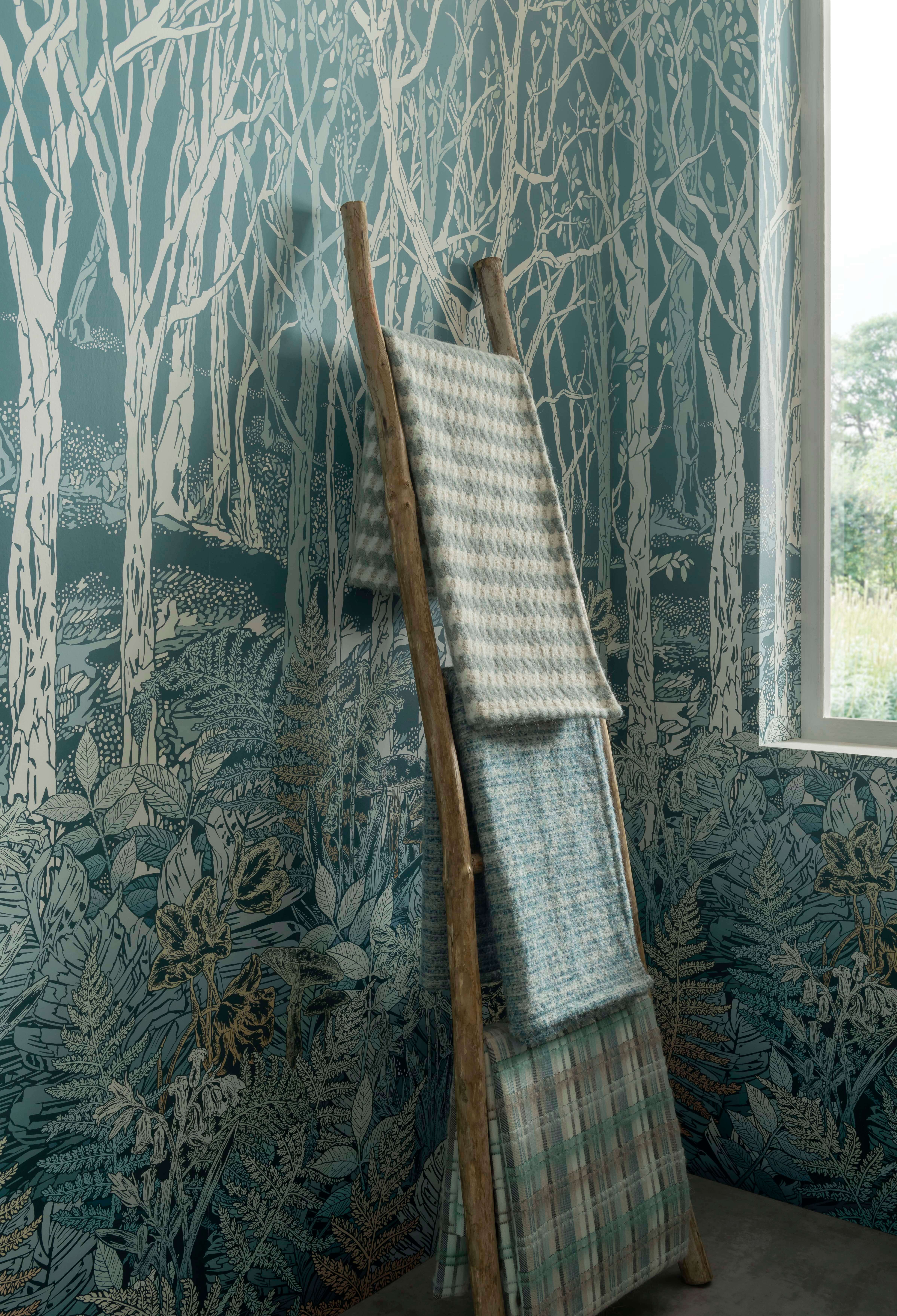 Osborne & Little - Sylvania Mint/Teal.