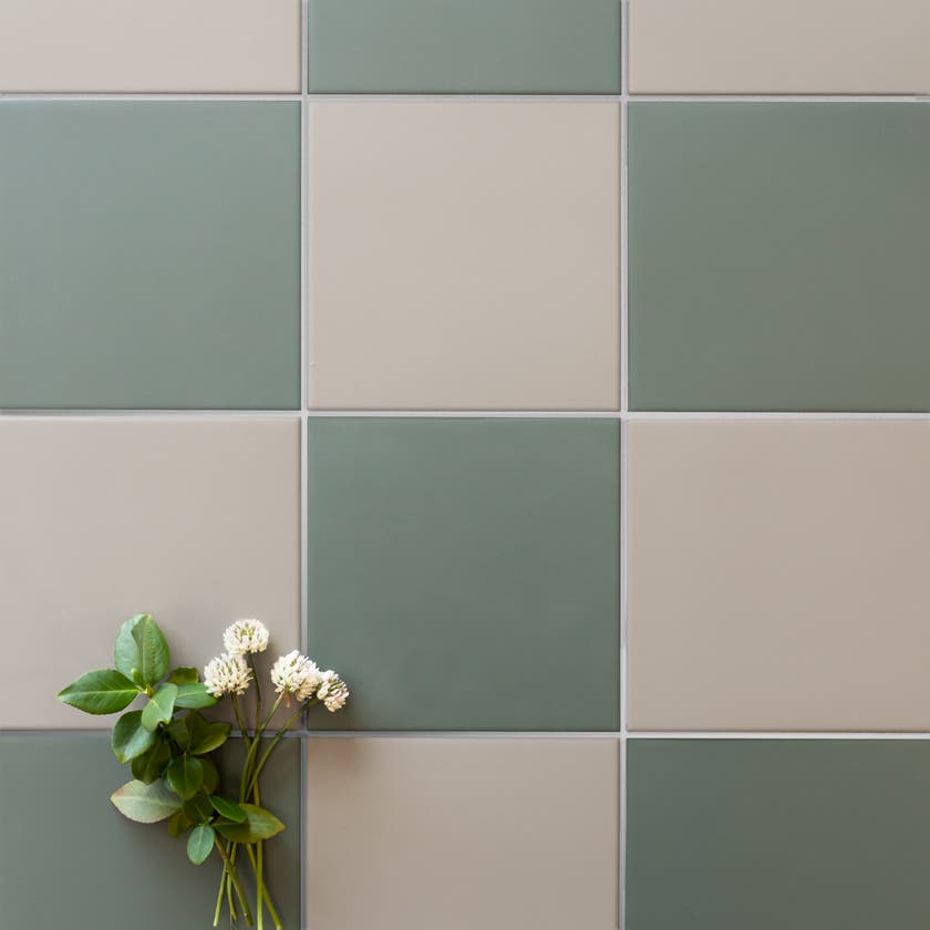 Crush Dutch White matt 15x15