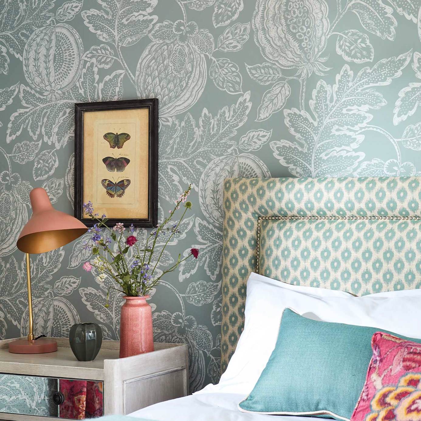 Sanderson - Cantaloupe English Grey Caspian Wallpapers