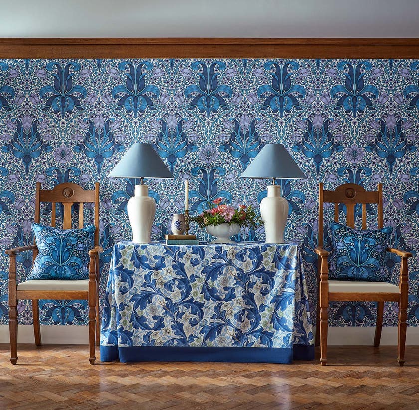 Morris & Co - Spring Thicket Indigo/Lil Bedford Park Wallpapers