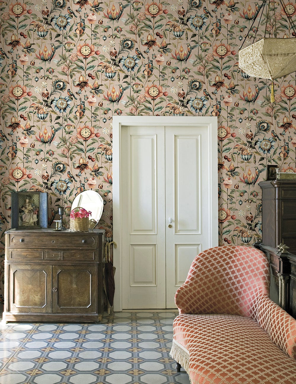 Intrade - Elysium Plaster Tales of the Manor Tapet