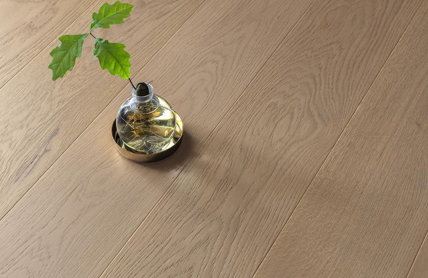 Shade | Ek Soft Beige Plank