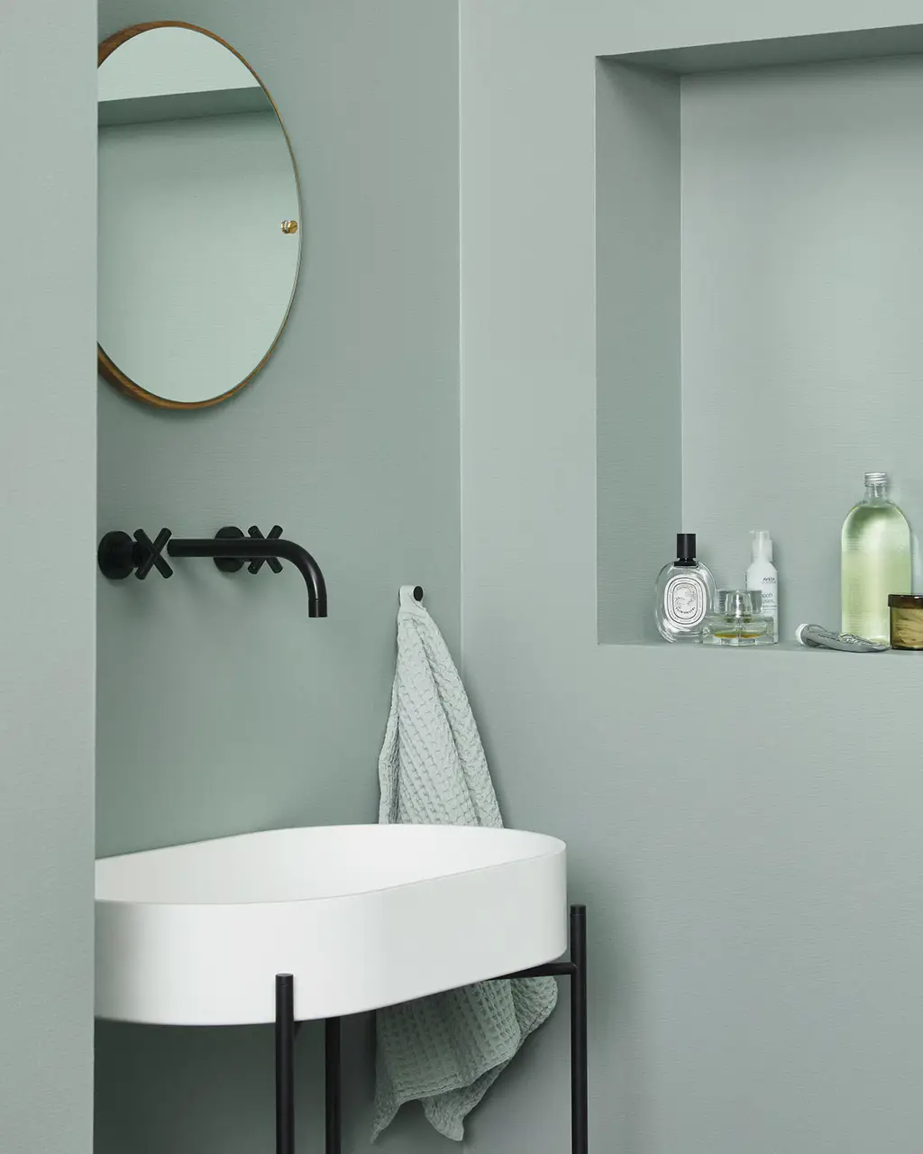 Iconic 6378 - Jotun Lady Pure Color