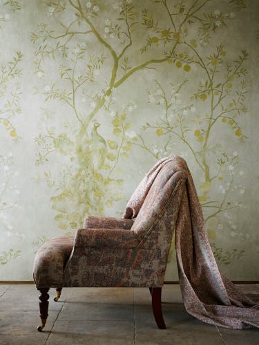 Zoffany - Rotherby Old Gold Kensington Walk Wallpaper