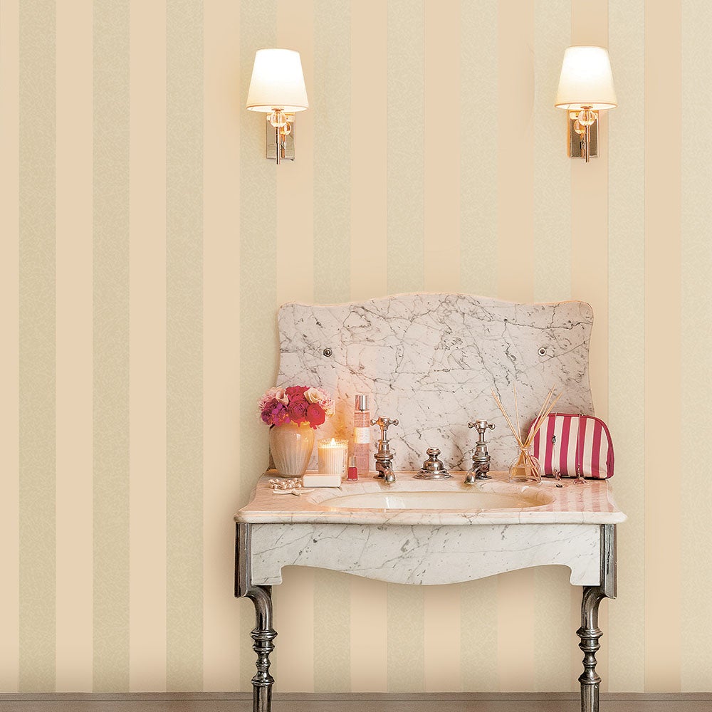 Laura Ashley vol. 1