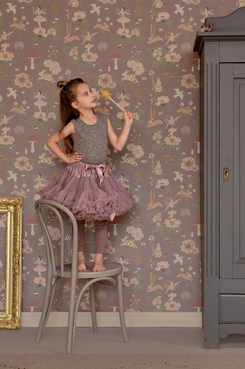 Majvillan - Old garden Poetry