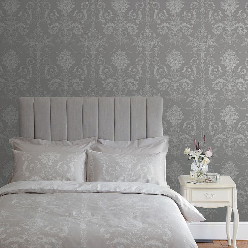 Laura Ashley vol. 1
