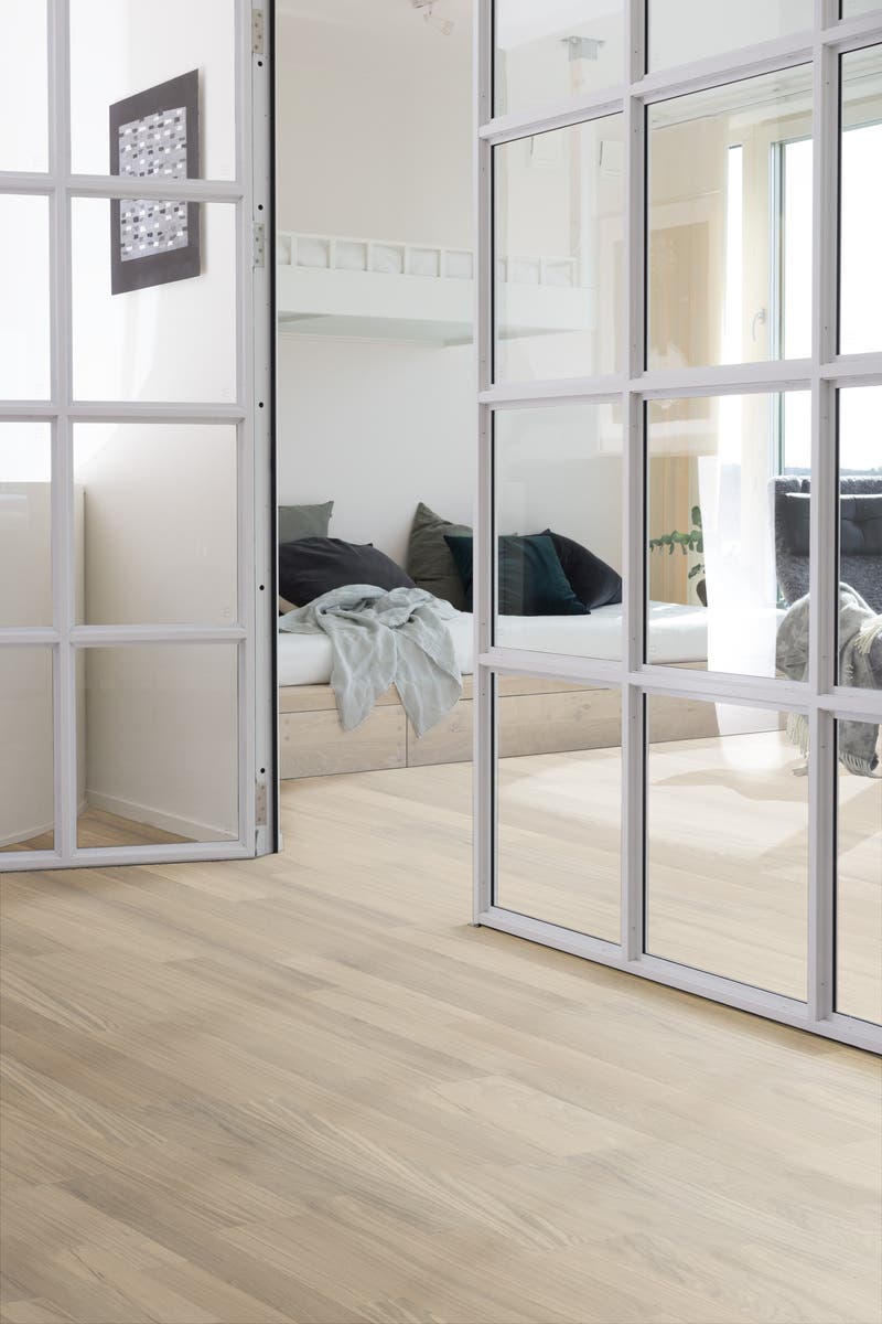 Lightwood Ek Vitlaserad 2-stav