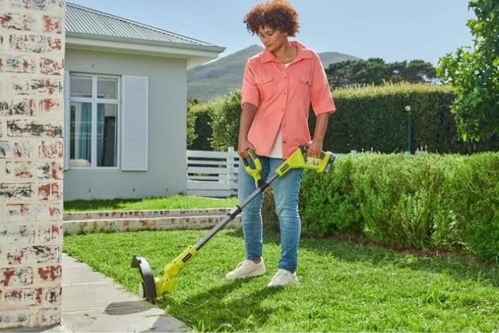 Grästrimmer RYOBI One+ RLT183220S
