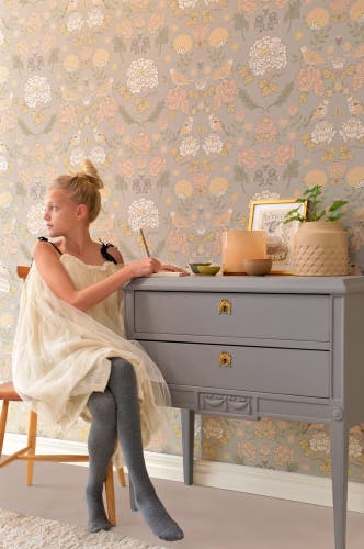 Majvillan - June Poetry