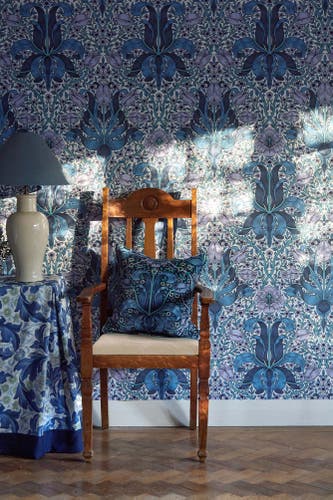 Morris & Co - Spring Thicket Indigo/Lil Bedford Park Wallpapers