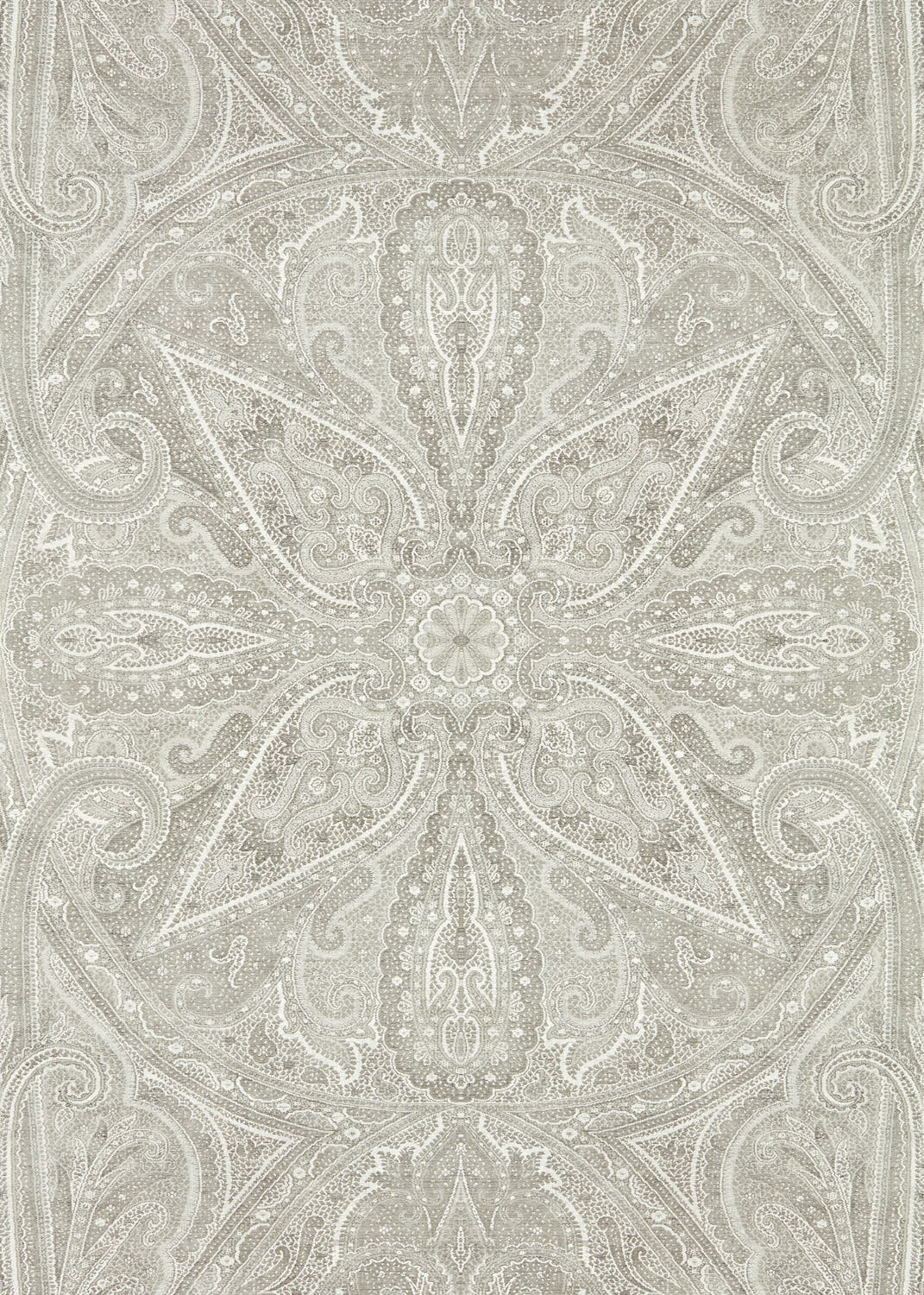 Zoffany - Grand Paisley Silver Cotswolds Manor Wallpaper